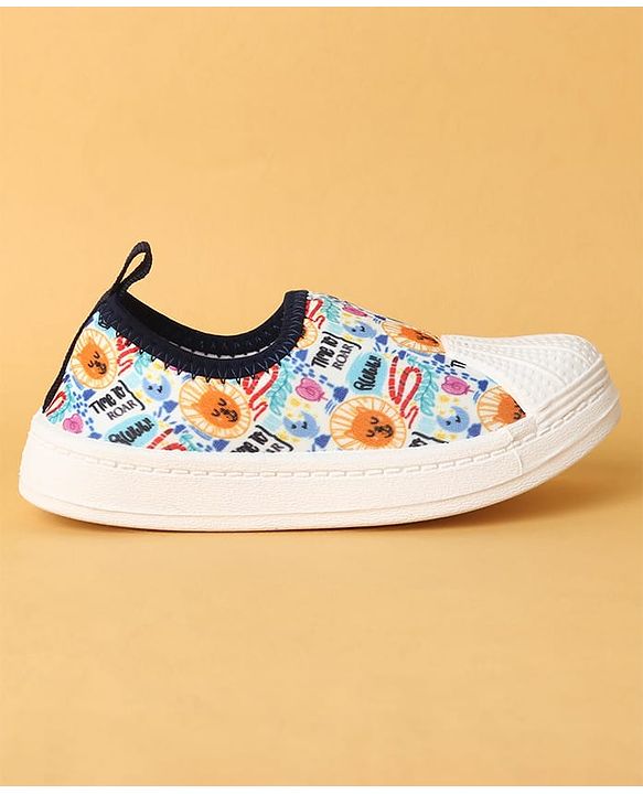 Cute Walk by Babyhug Slip On Casual Shoes with Lion Print - Blue