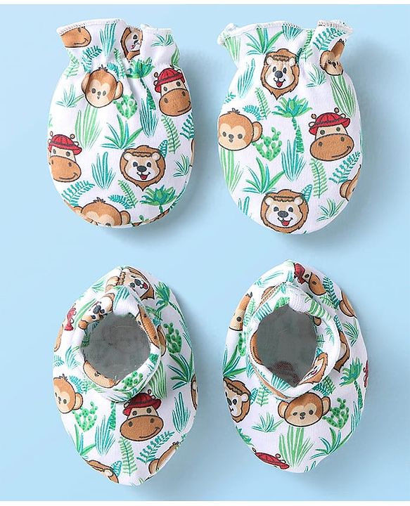 Babyhug 100% Cotton Knit Mittens & Booties With Jungle Print - White & Green