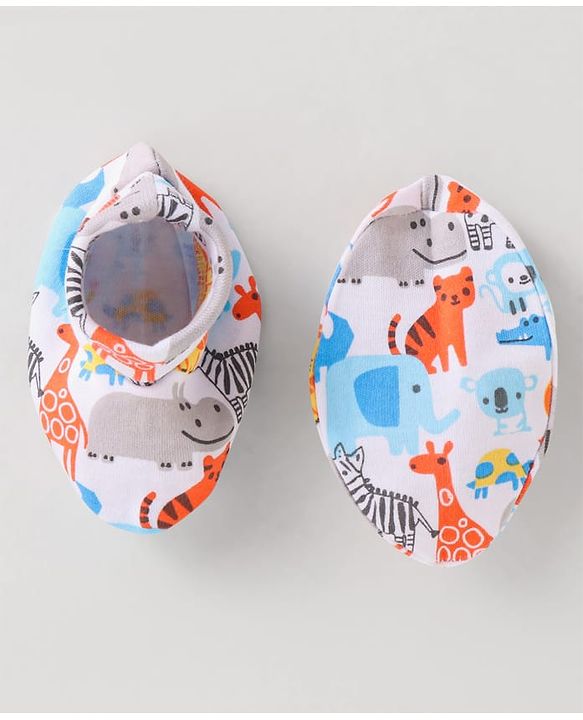 Babyhug Interlock Knit Caps Mittens & Booties With Animal Print - White