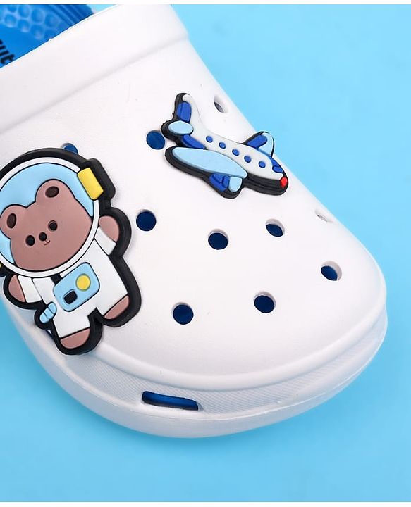 Cute Walk by Babyhug Clogs with Back Strap Closure & Bear Applique - Blue