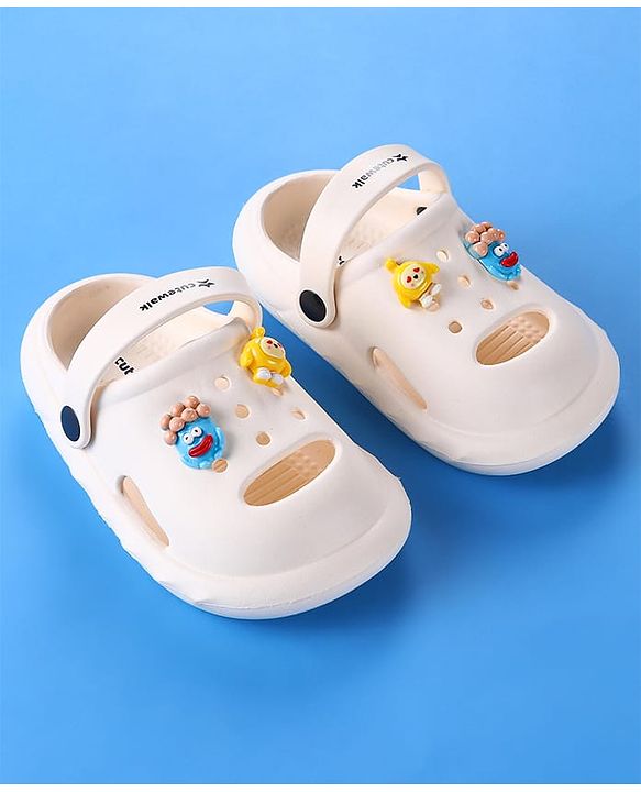 Cute Walk by Babyhug Clogs with 3D Applique - Off White