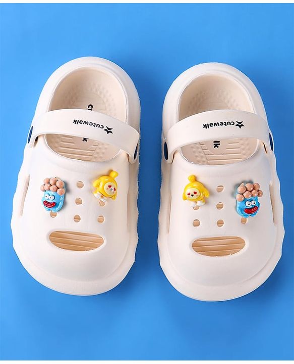 Cute Walk by Babyhug Clogs with 3D Applique - Off White