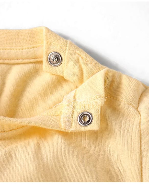 Babyhug Disney Single Jersey Knit Half Sleeves T-Shirt & Shorts Set With Winnie The Pooh Graphics & Ombre Effect - Yellow