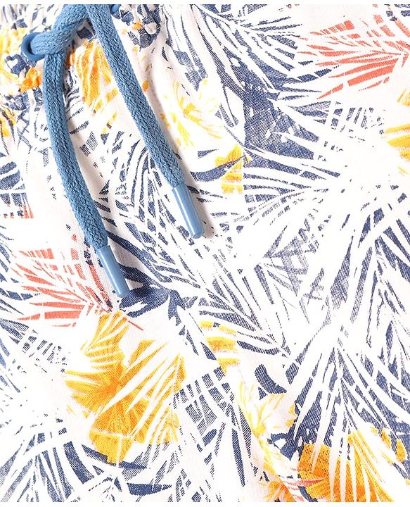 Pine Kids Above Knee Length Shorts With Leafy Print - Off White