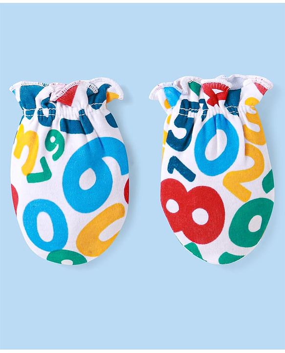 Babyhug Interlock Knit Cap Mittens And Booties Set with Text Prints White - Diameter 12 cm