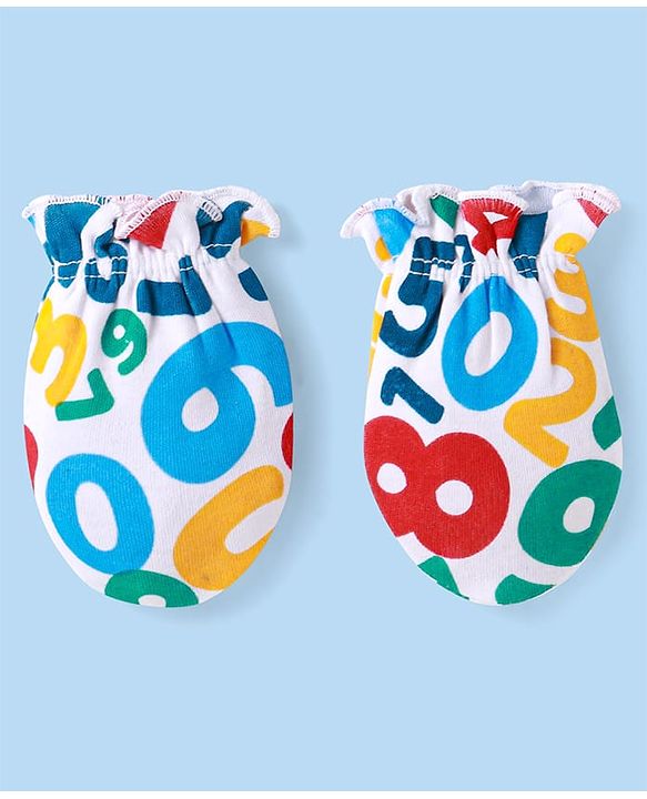 Babyhug Interlock Knit Cap Mittens And Booties Set with Text Prints White - Diameter 12 cm