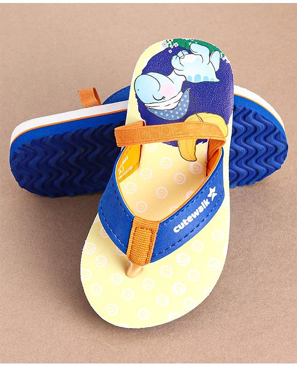 Cute Walk by Babyhug Flip Flops With Turtle Print & Backstrap Closure - Blue
