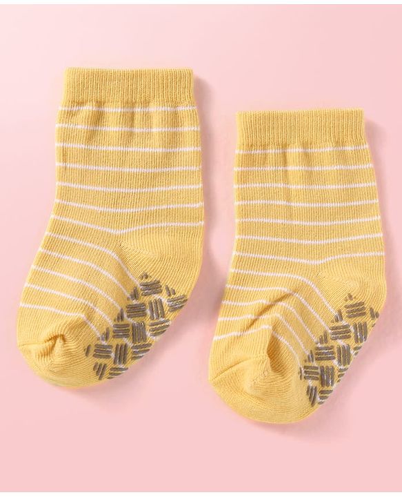 Cute Walk by Babyhug Knit Ankle Length Antibacterial Anti Skid Socks with Stripes & Animal Design Pack of 3 - White Green & Yellow