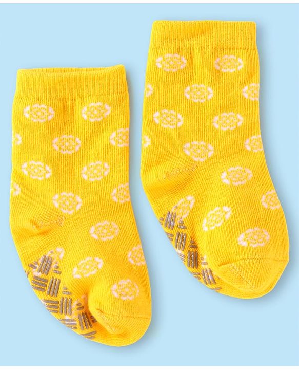 Cute Walk by Babyhug Ankle Length Antibacterial Anti Skid Socks with Stripes Polka Dots  Design Pack Of 3 - Pink Yellow & Black