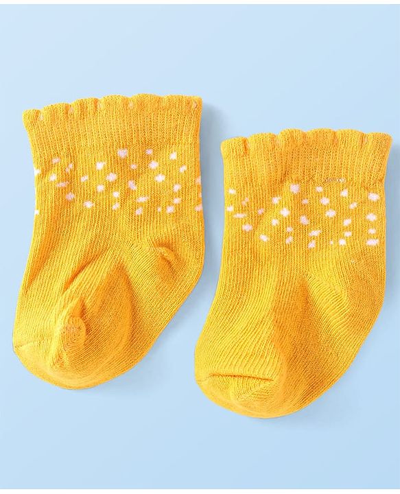 Cute Walk by Babyhug Ankle Length Antibacterial Socks with Floral Design Pack Of 3 - White & Yellow