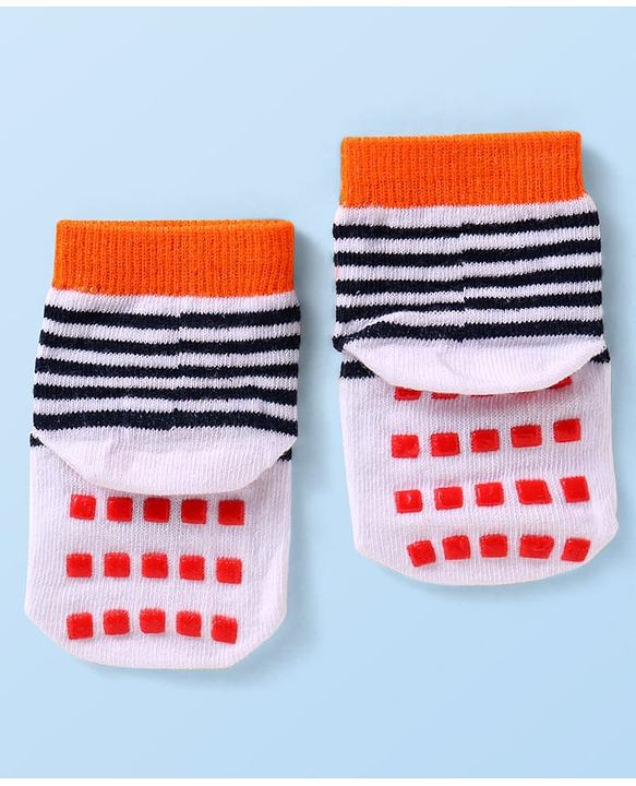 Cutewalk by Babyhug Knit Anti-Bacterial Ankle Length Anti-Skid Sock with Fox Design - Neon Orange