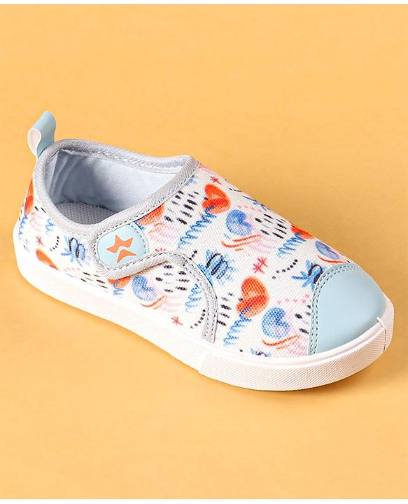 Cute Walk by Babyhug Casual Shoes with Velcro Closer & Heart Print - Light Blue