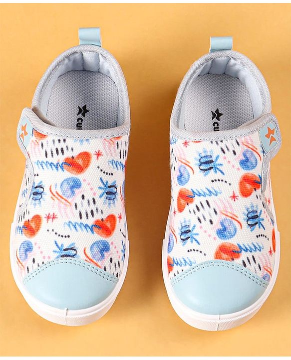 Cute Walk by Babyhug Casual Shoes with Velcro Closer & Heart Print - Light Blue