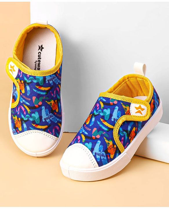 Cute Walk by Babyhug Velcro Closure Doodle Printed Casual Shoes