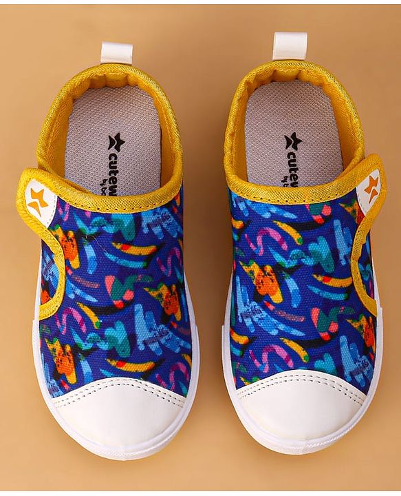 Cute Walk by Babyhug Velcro Closure Doodle Printed Casual Shoes
