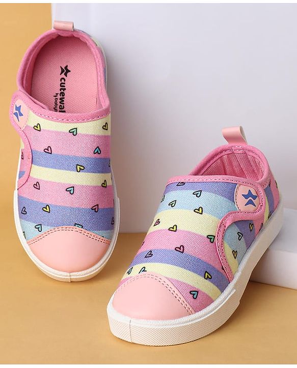 Cute Walk by Babyhug Velcro Closure Casual Shoes with Hearts Print - Pink