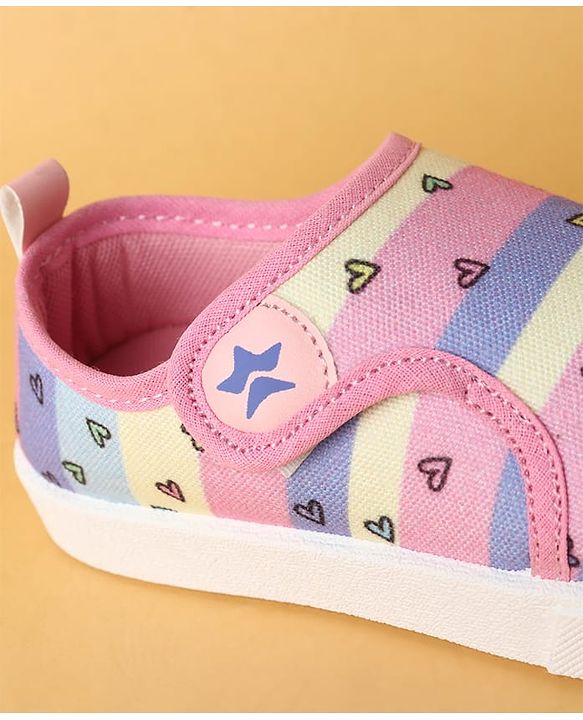 Cute Walk by Babyhug Velcro Closure Casual Shoes with Hearts Print - Pink