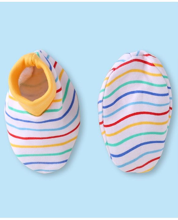 Babyhug 100% Cotton Knit Striped Cap Mittens & Booties Yellow - Diameter 9 cm
