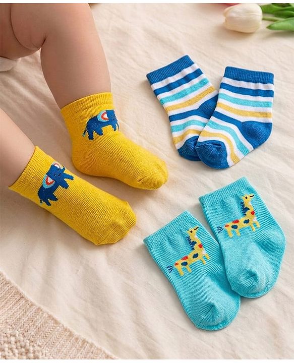Cute Walk By Babyhug Anti-Bacterial Ankle Length Socks With Animal Design Pack of 3 - Yellow & Blue