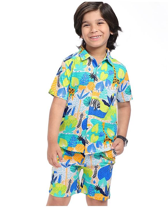 Babyhug Single Jersey Knit Half Sleeves Shirt & Shorts Set With Animal Print - Green