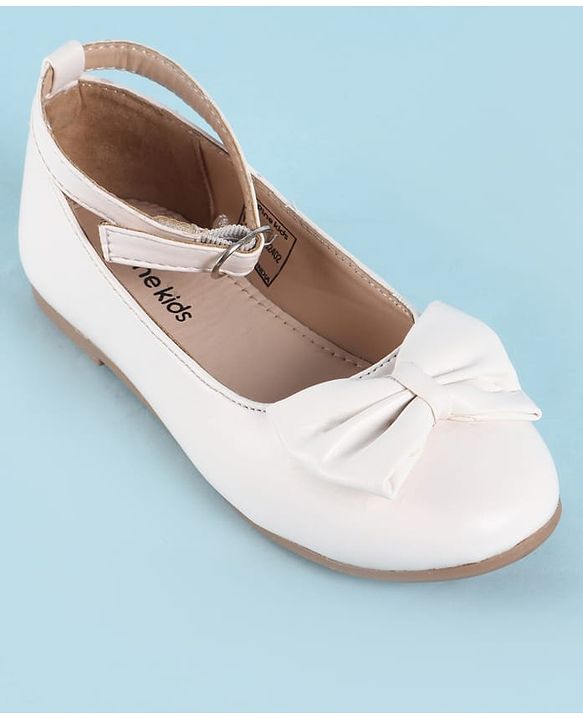 Pine Kids Ballerina With Bow Applique & Buckle Closure - White