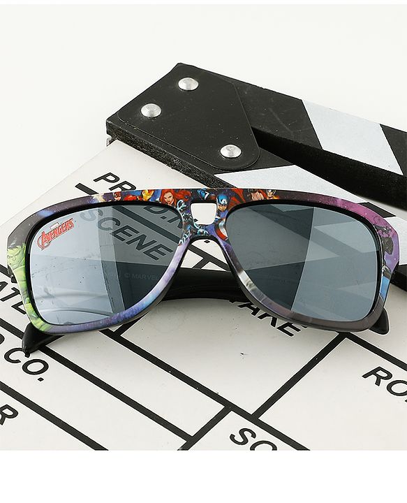 Pine Kids Marvel Avengers Free Size Sunglasses - Black.
