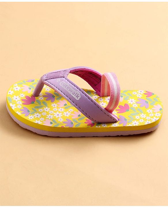 Cute Walk by Babyhug Flip Flops with Back Strap & Floral Print - Multicolor