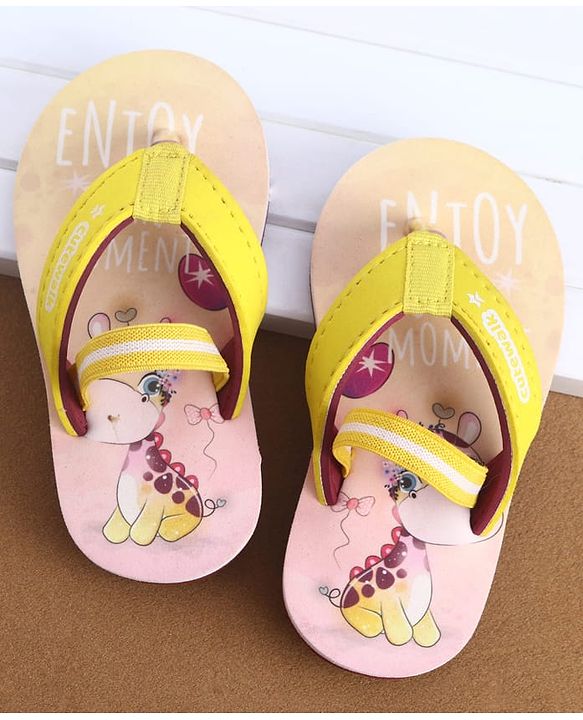 Cute Walk by Babyhug Flip Flops with Back Strap & Giraffe Print - Yellow