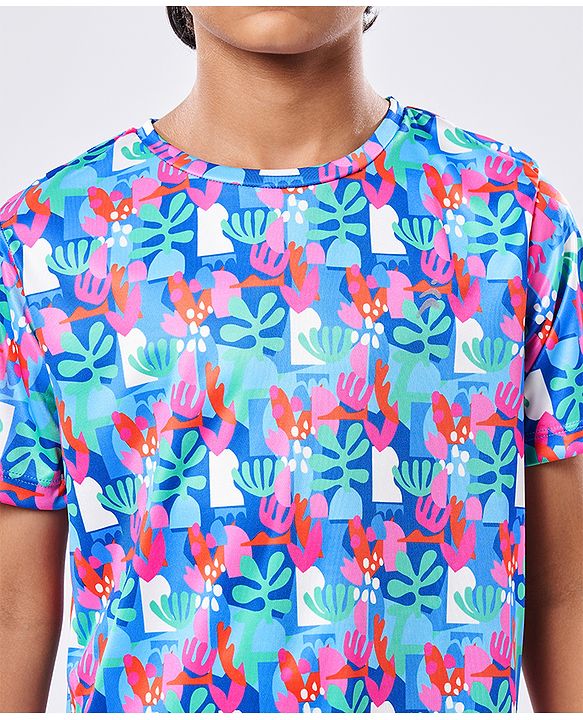 Pine Active Knit Half Sleeves T-Shirt with Tropical Theme Print - Multicolor