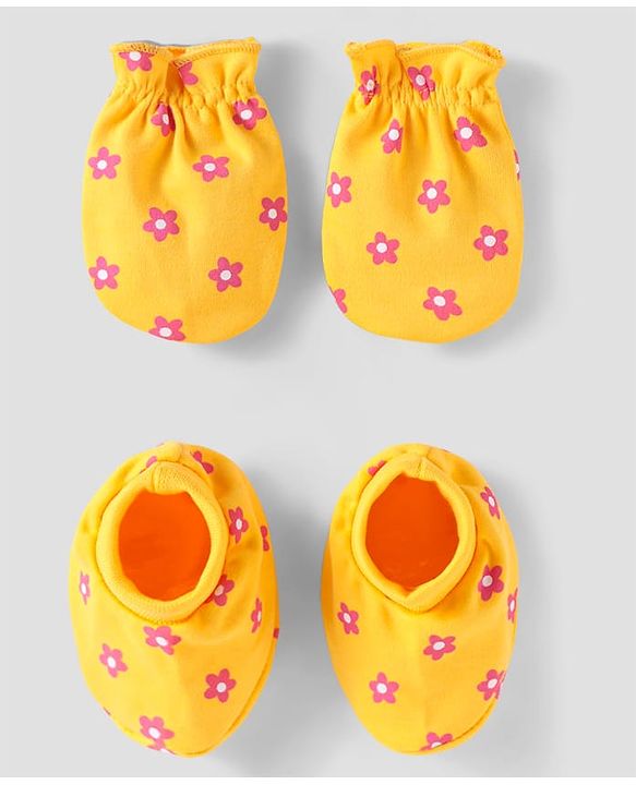 Babyhug 100% Cotton Knit Mittens & Booties with Floral Print - Yellow
