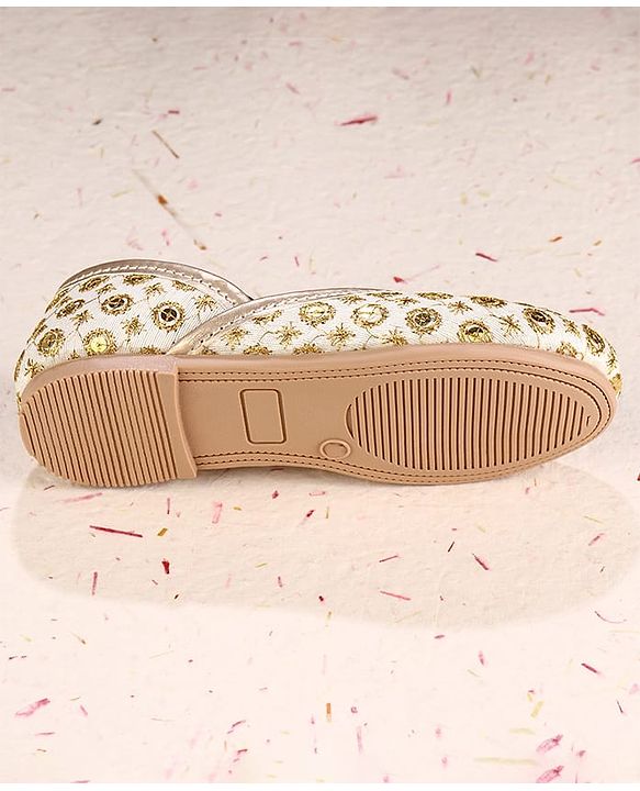 Cute Walk by Babyhug Slip On Mojaris With Sequin Embroidery - Golden