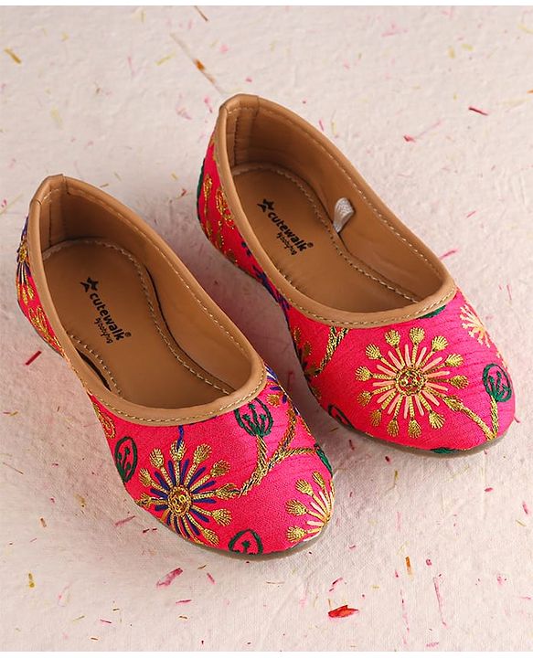 Cute Walk by Babyhug Mojaris Female Fuchsia 22