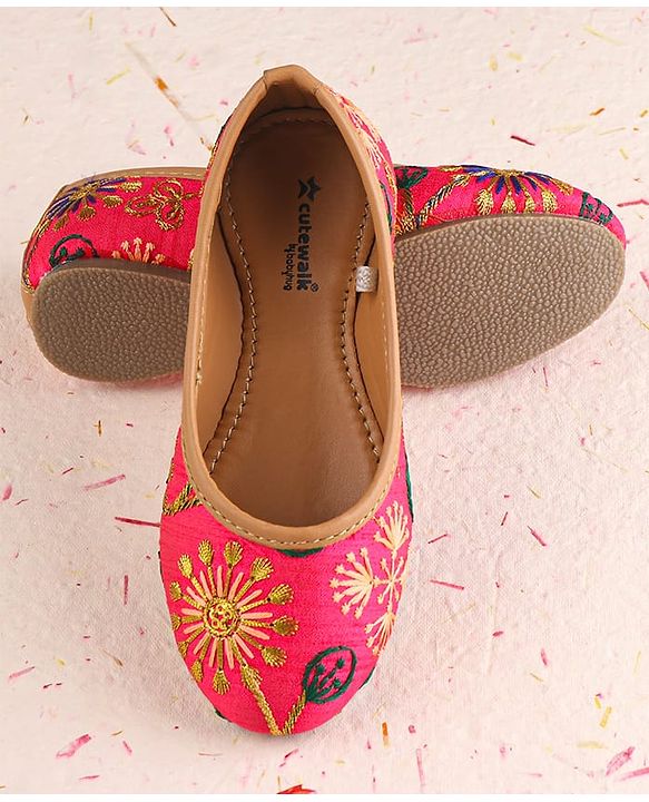 Cute Walk by Babyhug Mojaris Female Fuchsia 22