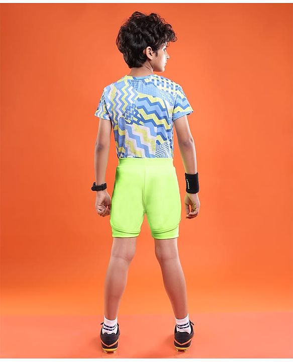 Pine Active Knit Knee Length Skin Friendly Active Stretch  Solid Shorts with Tights - Neon Green