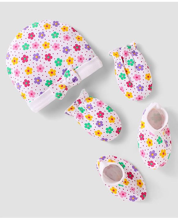 Babyhug 100% Cotton Cap Mittens And Booties Floral Print with Bow Applique  lavender - Diameter 13
