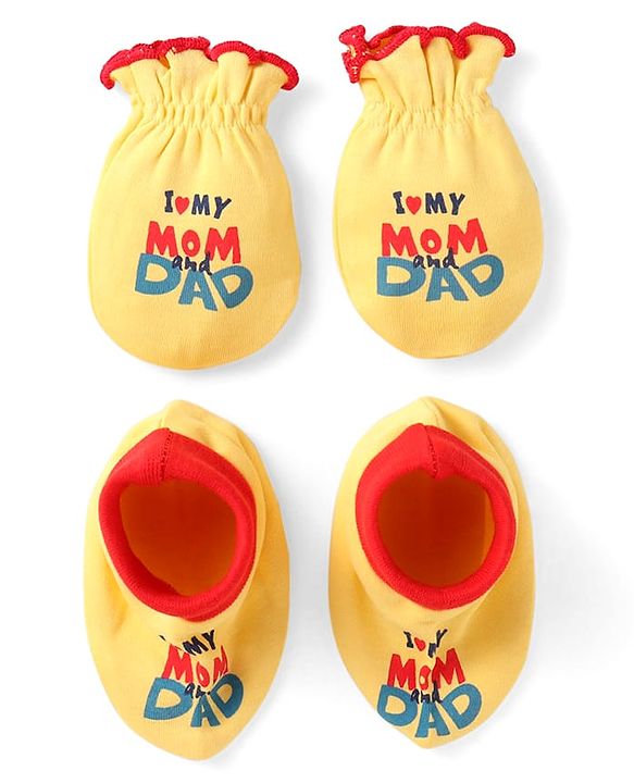 Babyhug 100% Cotton Knit Mittens & Booties With Text Print - Yellow