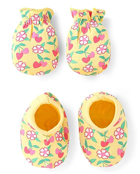 Babyhug Interlock Knit Cotton Mittens & Booties with Floral Print - Yellow