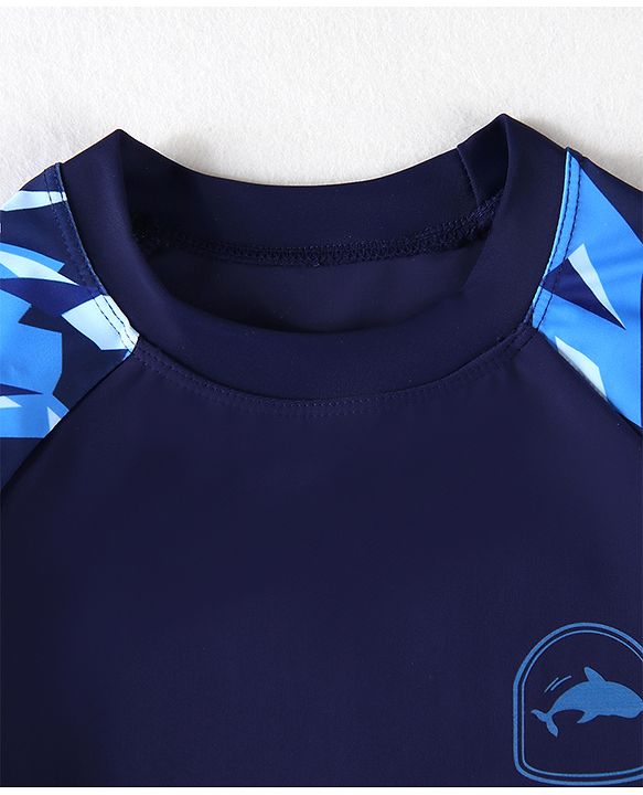Pine Active Half Sleeves Two Piece Swimsuit With Whale Print - Blue