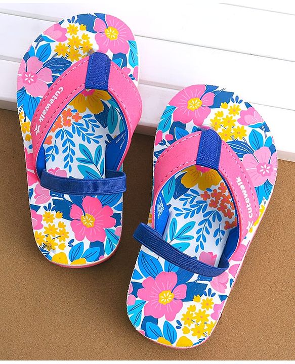 Cute Walk by Babyhug Flip Flops with Back Strap & Floral Print - Pink