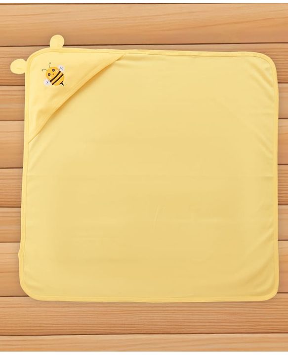 Babyhug Cotton Interlock Knit Hooded Towel with Bee Print L 76.2 x B 76.2 cm - Orange