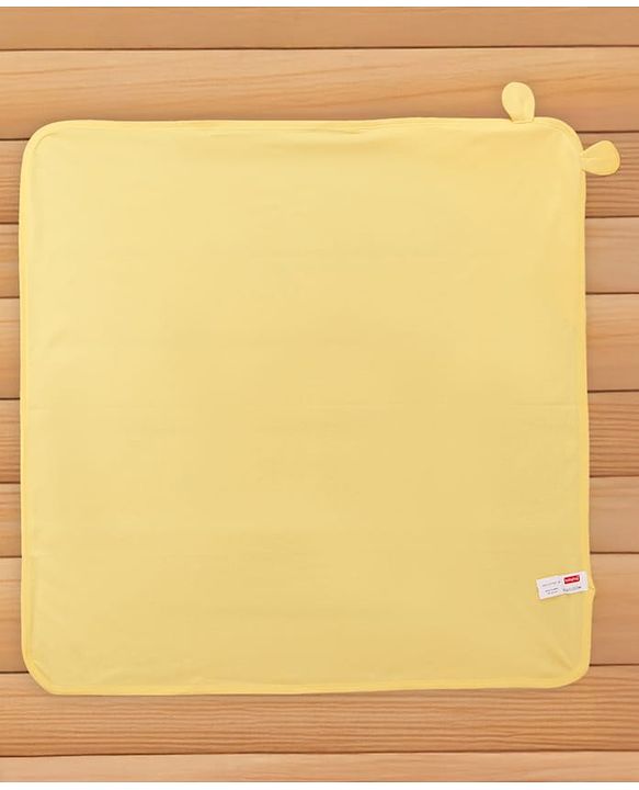 Babyhug Cotton Interlock Knit Hooded Towel with Bee Print L 76.2 x B 76.2 cm - Orange