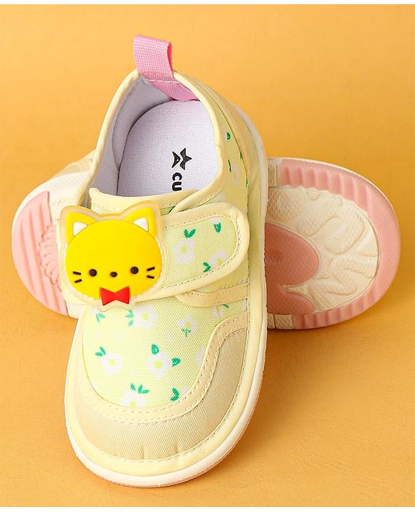 Cute Walk by Babyhug Velcro Closure Casual Shoes with Kitty Patch - Light Yellow