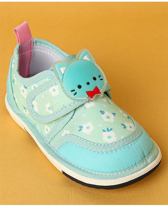 Cute Walk by Babyhug Velcro Closure Casual Shoes with Kitty Patch - Light Yellow