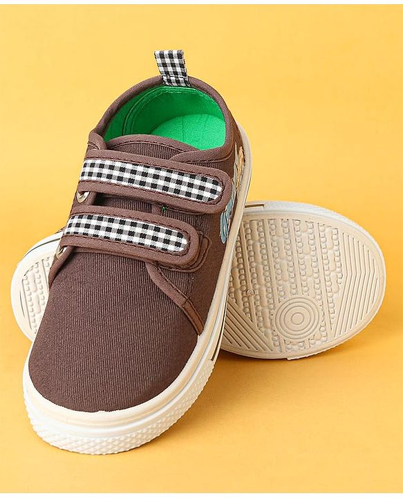 Cute Walk by Babyhug Velcro Closure Casual Shoes with Checks - Charcoal Grey