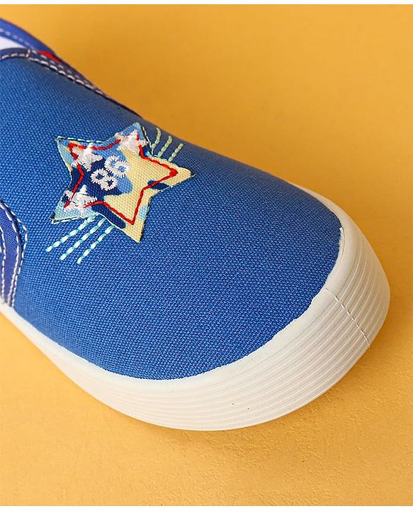 Cute Walk by Babyhug Slip On  Casual Shoes With Star Patch - Blue