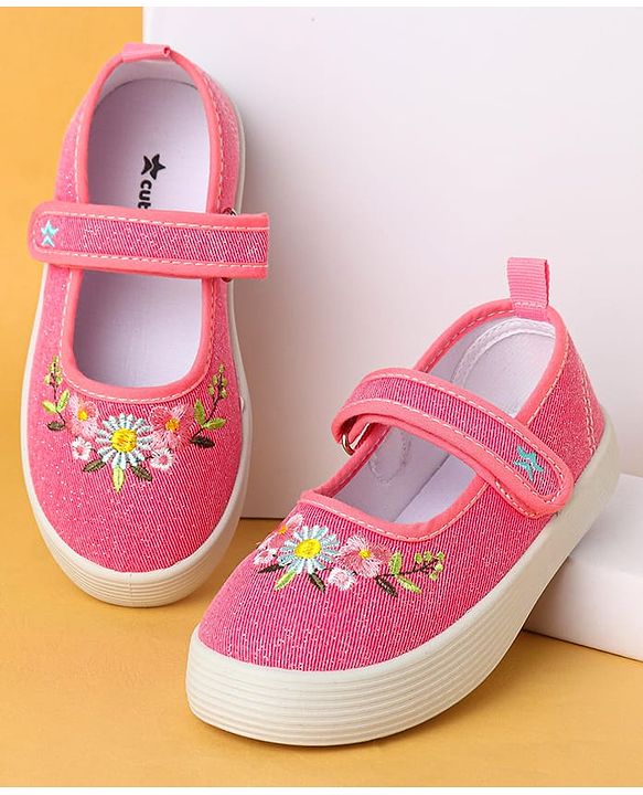 Cute Walk by Babyhug Velcro Closure Casual Shoes with Floral Embroidery Detailing - Pink