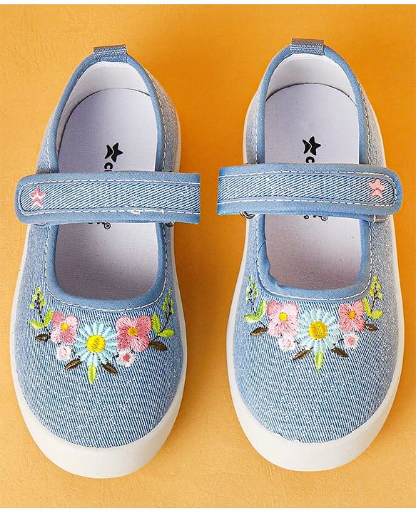 Cute Walk by Babyhug Velcro Closure Casual Shoes with Floral Embroidery Detailing - Pink