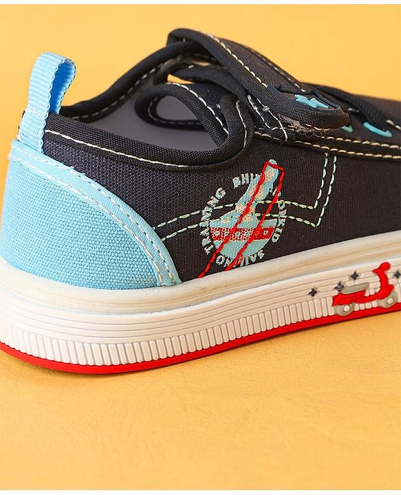 Cute Walk by Babyhug Velcro Closure Casual Shoes - Navy Blue