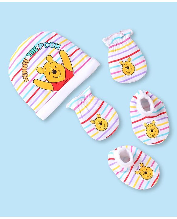 Babyhug Disney Interlock Knit Cap Mittens & Booties With Winnie The Pooh Print White - Diameter 10.5