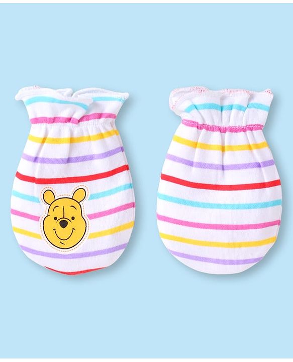 Babyhug Disney Interlock Knit Cap Mittens & Booties With Winnie The Pooh Print White - Diameter 10.5